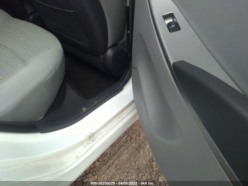 2015 HYUNDAI ACCENT GLS - KMHCT4AE2FU924071