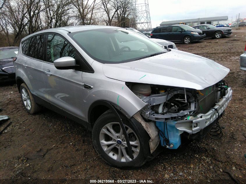 2017 FORD ESCAPE SE - 1FMCU0GD9HUD83978