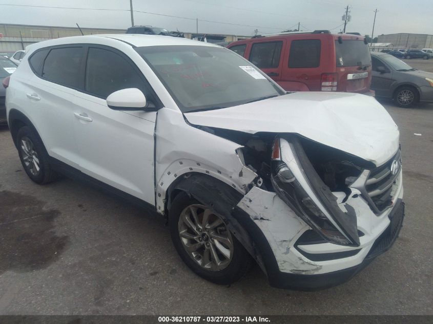 2017 HYUNDAI TUCSON SE - KM8J23A49HU511451