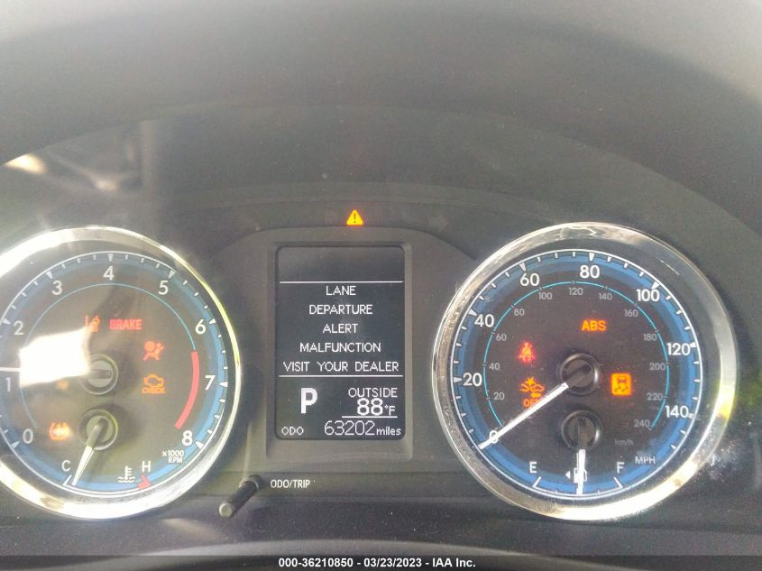 VIN 5YFBURHE4HP722381 2017 TOYOTA COROLLA L/LE/XLE/SE