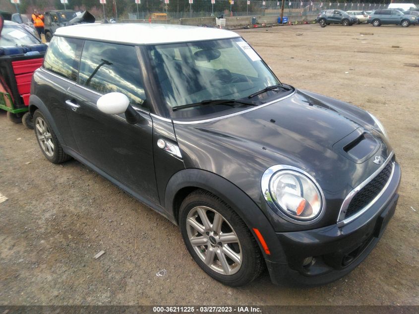 2013 MINI COOPER HARDTOP S - WMWSV3C55DT396589
