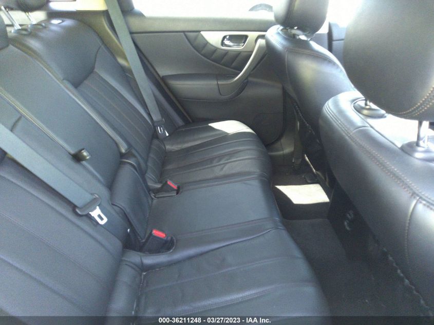 2015 INFINITI QX70 JN8CS1MW8FM483111