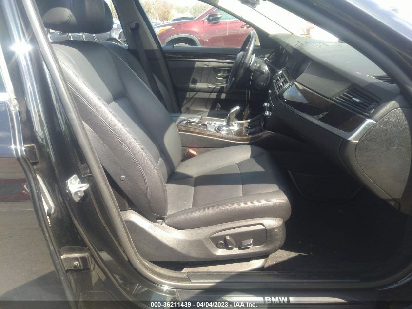 2016 BMW 5 SERIES 528I XDRIVE WBA5A7C54GG150033