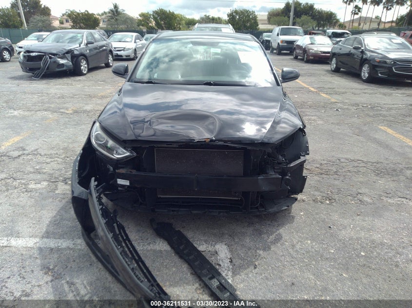 VIN 5NPD84LF6JH253507 2018 HYUNDAI ELANTRA SEL