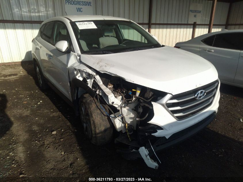 2017 HYUNDAI TUCSON SE - KM8J23A40HU383665