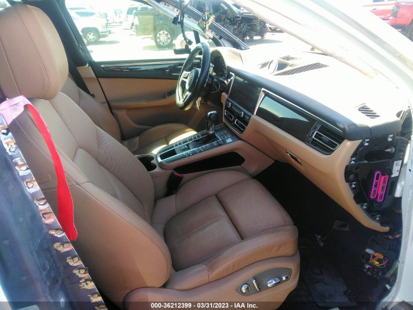 2019 PORSCHE MACAN - WP1AA2A57KLB09384