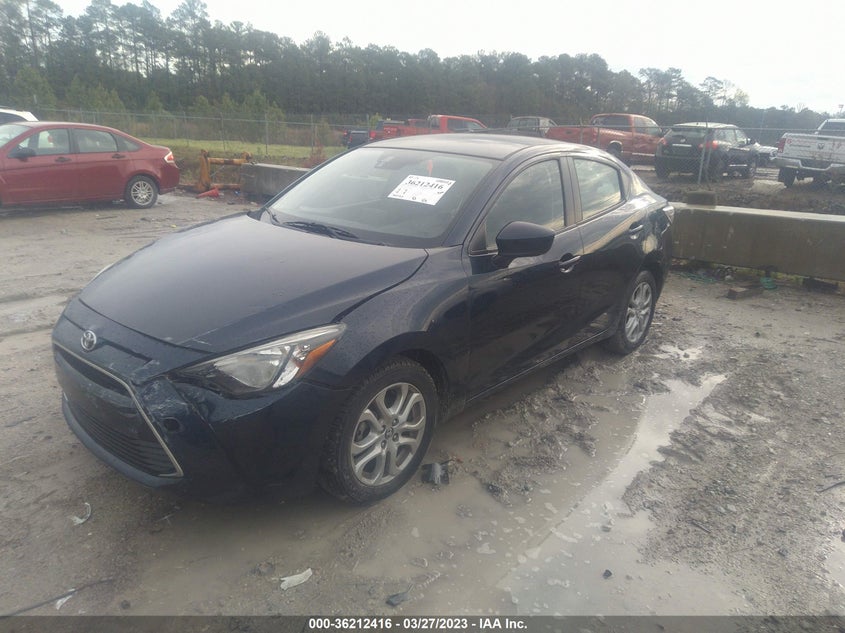 VIN 3MYDLBYV1JY308596 2018 TOYOTA YARIS IA