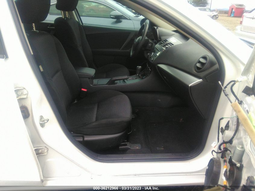 2013 MAZDA MAZDA3 I SPORT - JM1BL1UP6D1848350