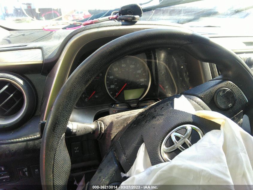 2015 TOYOTA RAV4 XLE - 2T3RFREV4FW286860