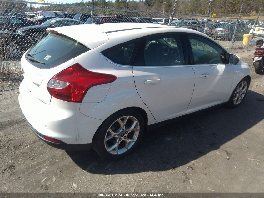 2014 FORD FOCUS TITANIUM - 1FADP3N27EL101573