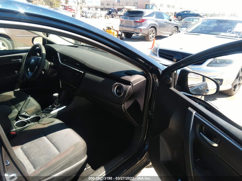 VIN 2T1BURHE4HC811772 2017 TOYOTA COROLLA L/LE/XLE/SE