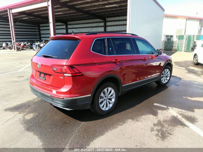 2018 VOLKSWAGEN TIGUAN SEL/SE - 3VV3B7AX0JM134101