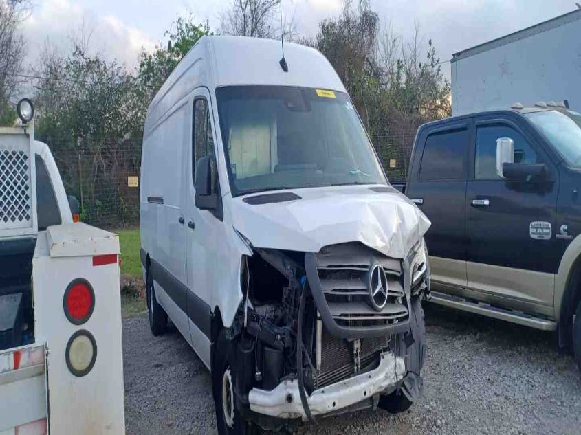 2019 MERCEDES-BENZ SPRINTER CARGO VAN - WD3PF1CD4KP154149