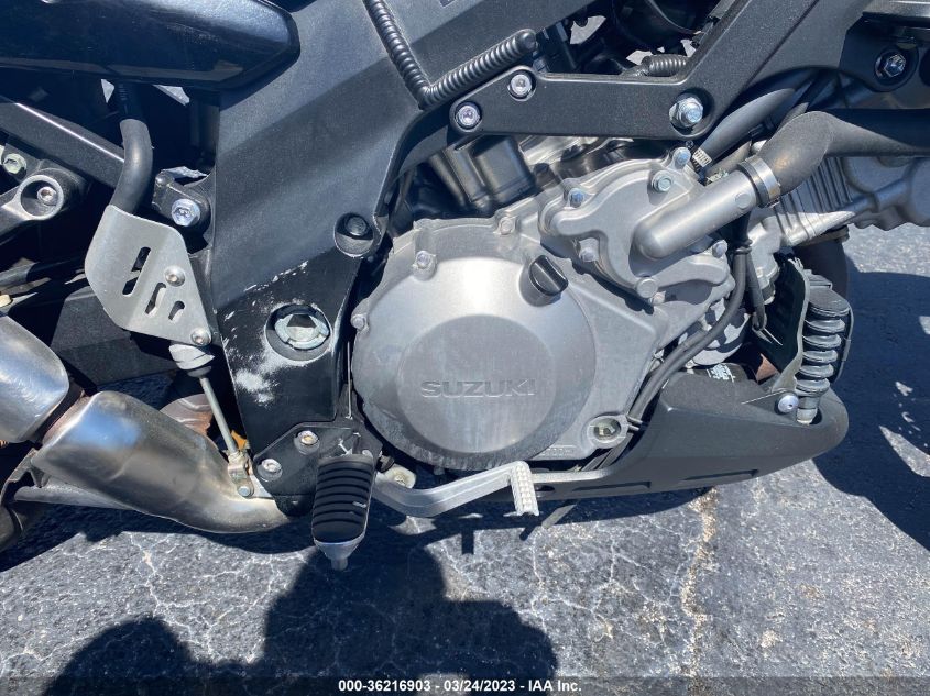 2005 SUZUKI DL1000 JS1VT53AX52101454