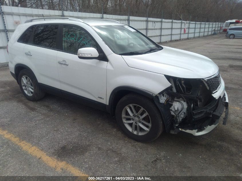 2015 KIA SORENTO LX - 5XYKTCA65FG642608