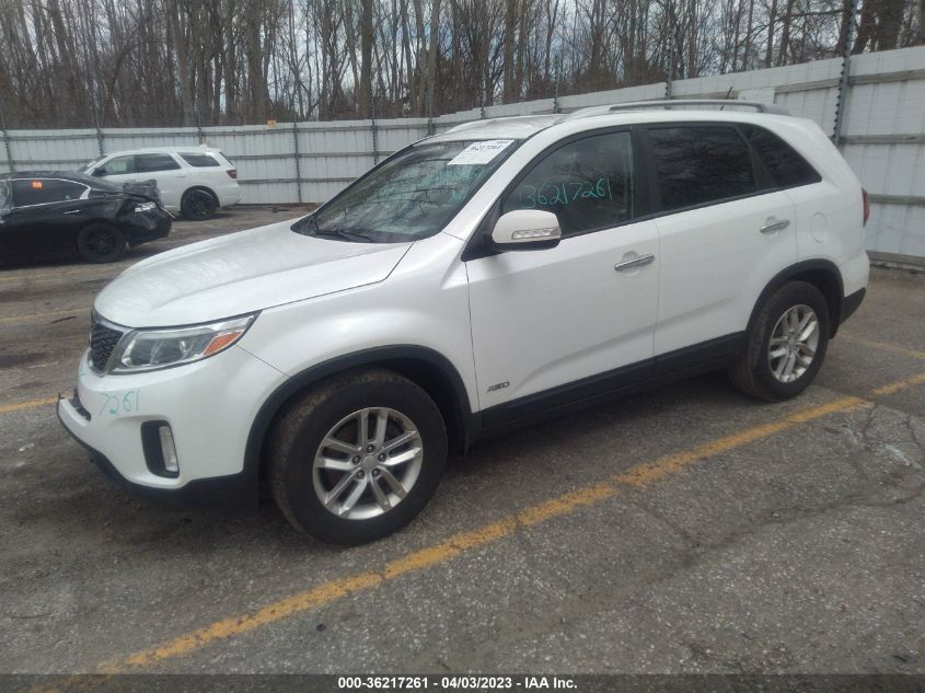 2015 KIA SORENTO LX - 5XYKTCA65FG642608