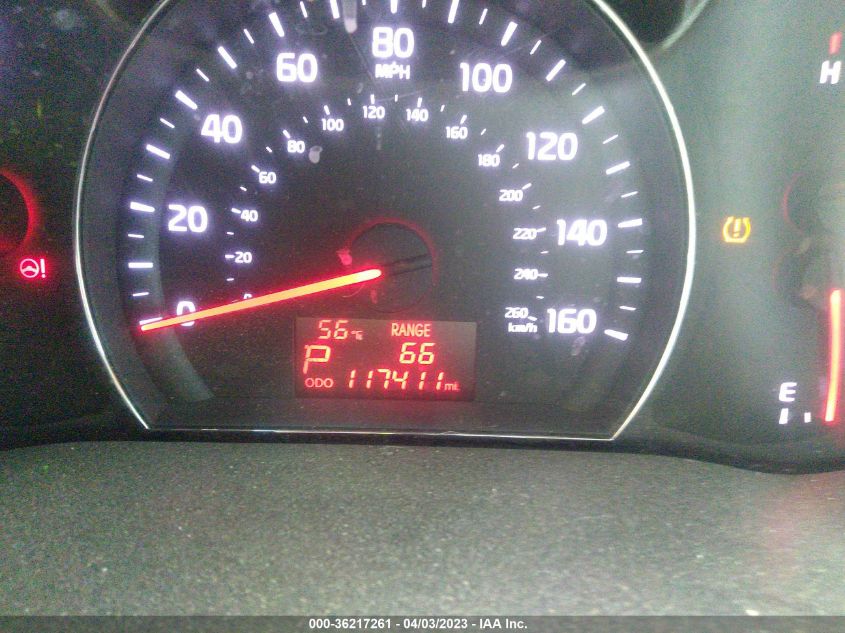 2015 KIA SORENTO LX - 5XYKTCA65FG642608