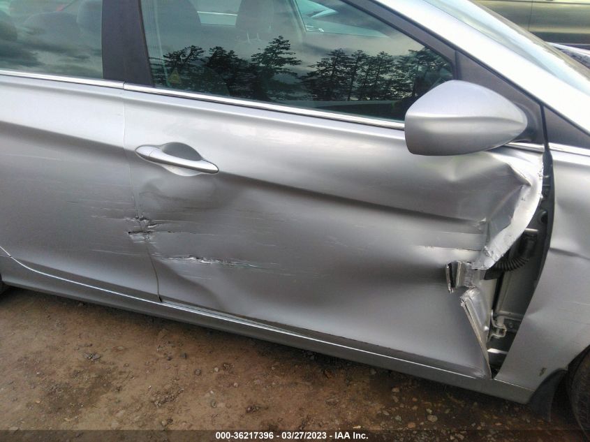 2013 HYUNDAI SONATA GLS - 5NPEB4AC2DH573202