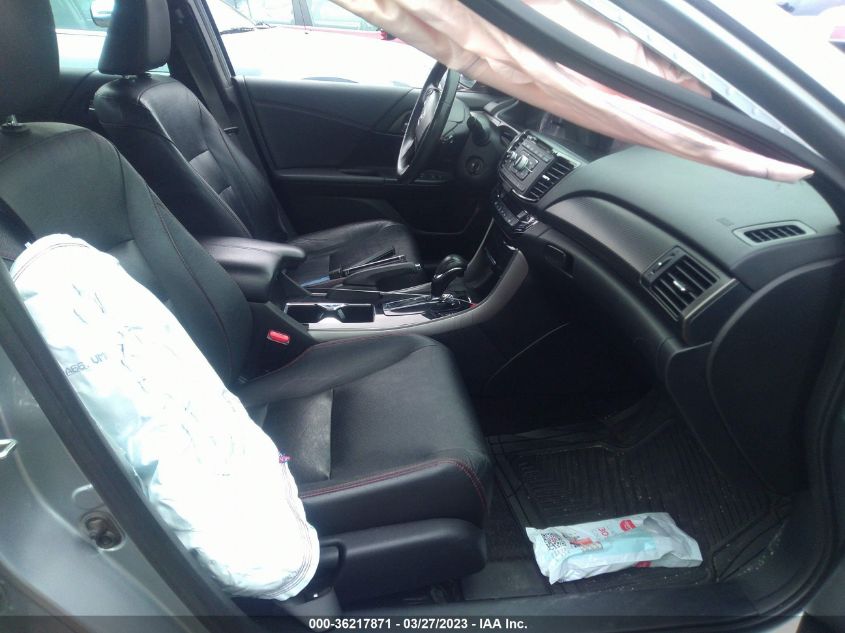 2017 HONDA ACCORD SEDAN SPORT SE - 1HGCR2F13HA097491