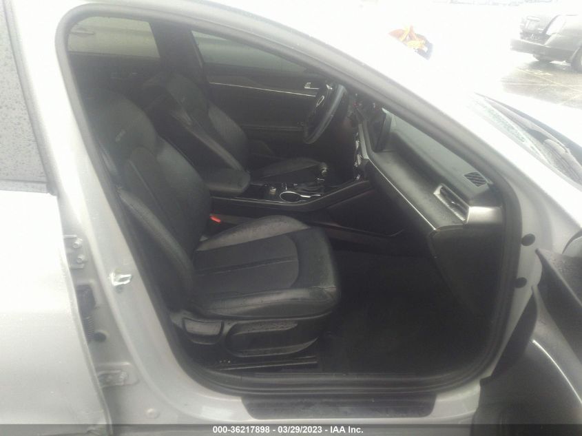 2022 KIA K5 GT-LINE - 5XXG64J27NG143635