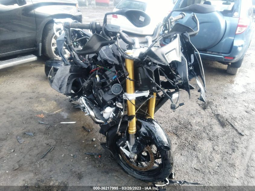 2019 BMW S 1000 XR - WB10D1309KZ463756