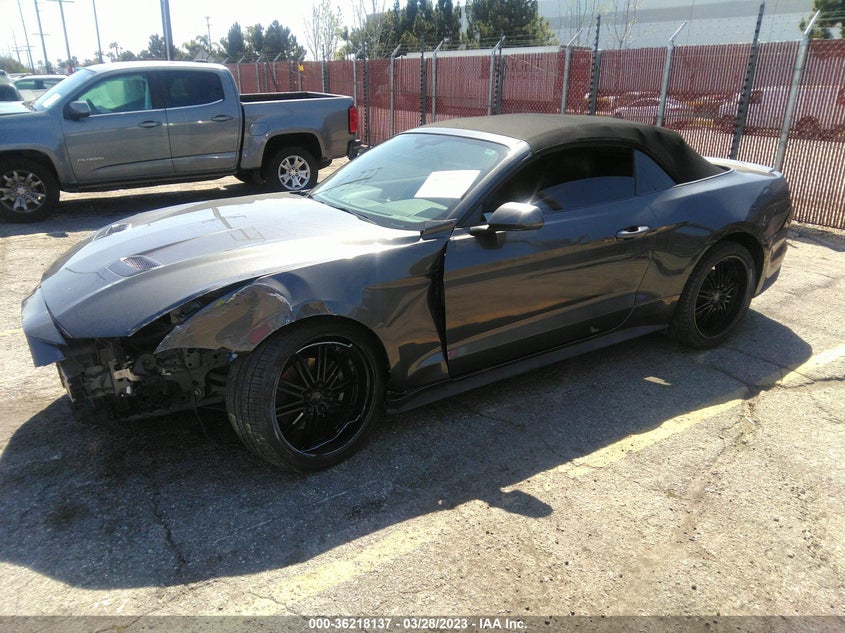 VIN 1FATP8UH0J5142852 2018 FORD MUSTANG ECOBOOST