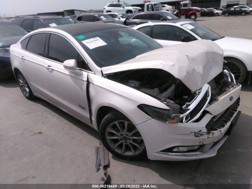 2017 FORD FUSION ENERGI SE - 3FA6P0PU3HR276219