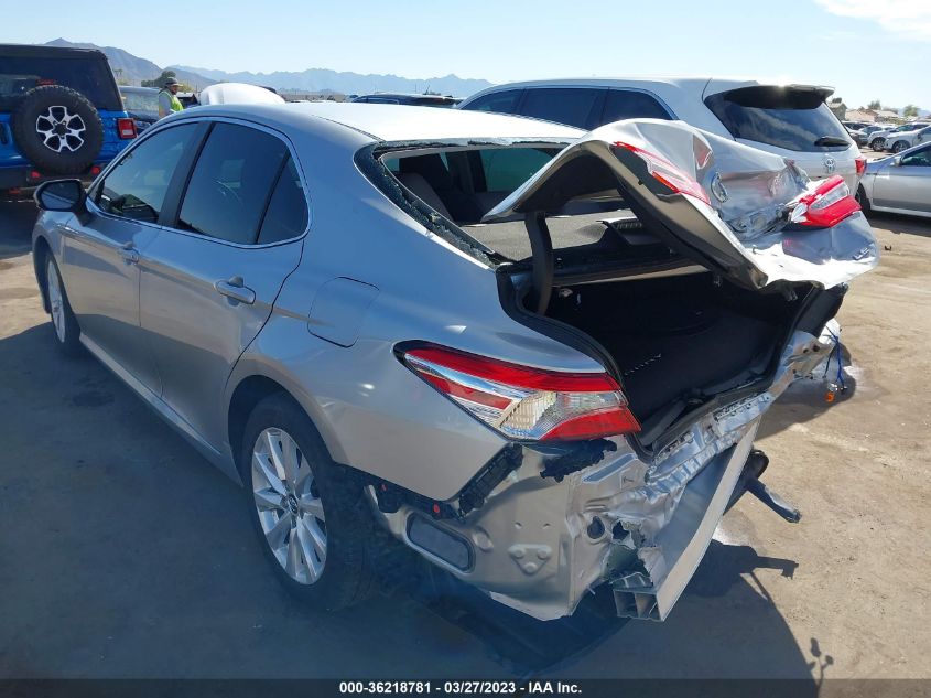 2018 TOYOTA CAMRY LE/SE/XLE/L - 4T1B11HK8JU610008