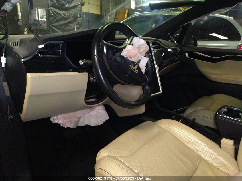 2016 TESLA MODEL X 70D/90D/75D/60D - 5YJXCAE25GF017474