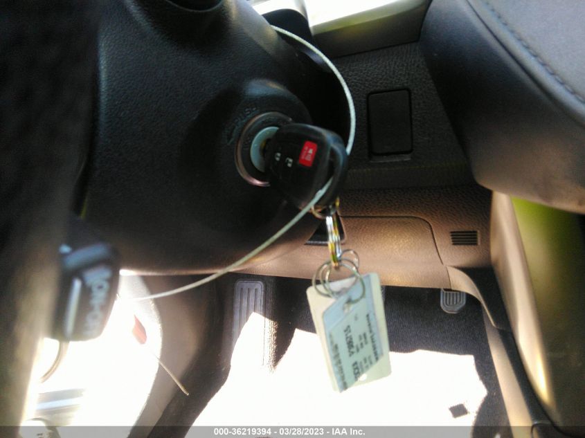 2015 TOYOTA RAV4 LE - JTMBFREVXFJ016158
