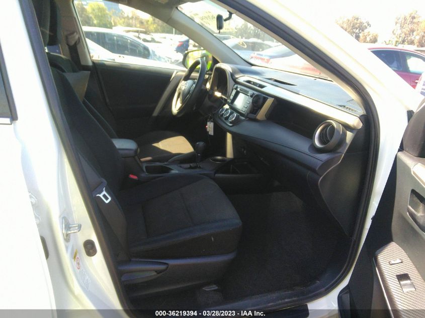 2015 TOYOTA RAV4 LE - JTMBFREVXFJ016158