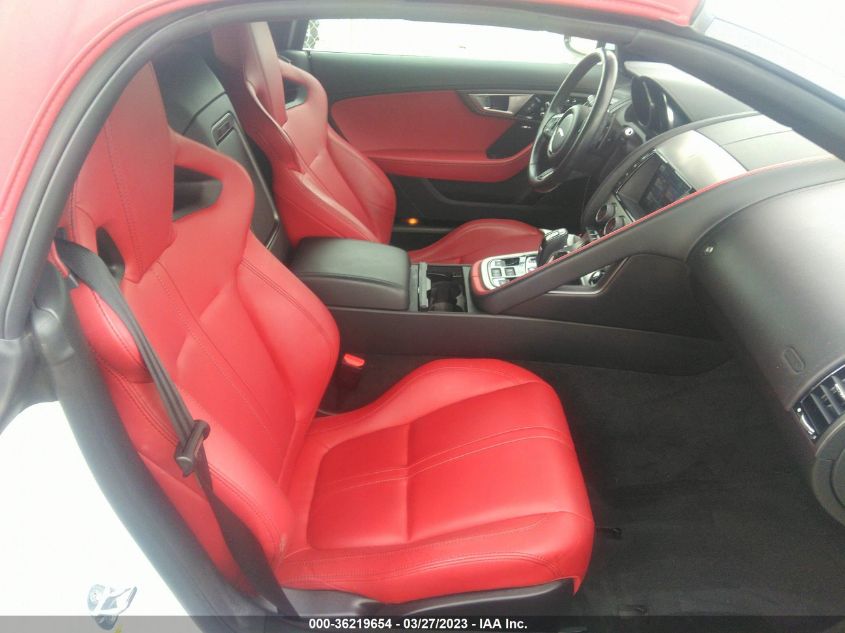 2017 JAGUAR F-TYPE - SAJWA6ET2H8K40601