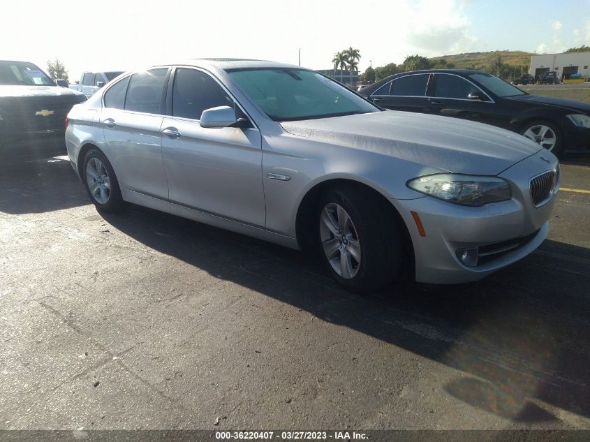 2013 BMW 5 SERIES 528I - WBAXG5C52DDY35835