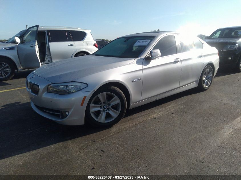 2013 BMW 5 SERIES 528I - WBAXG5C52DDY35835