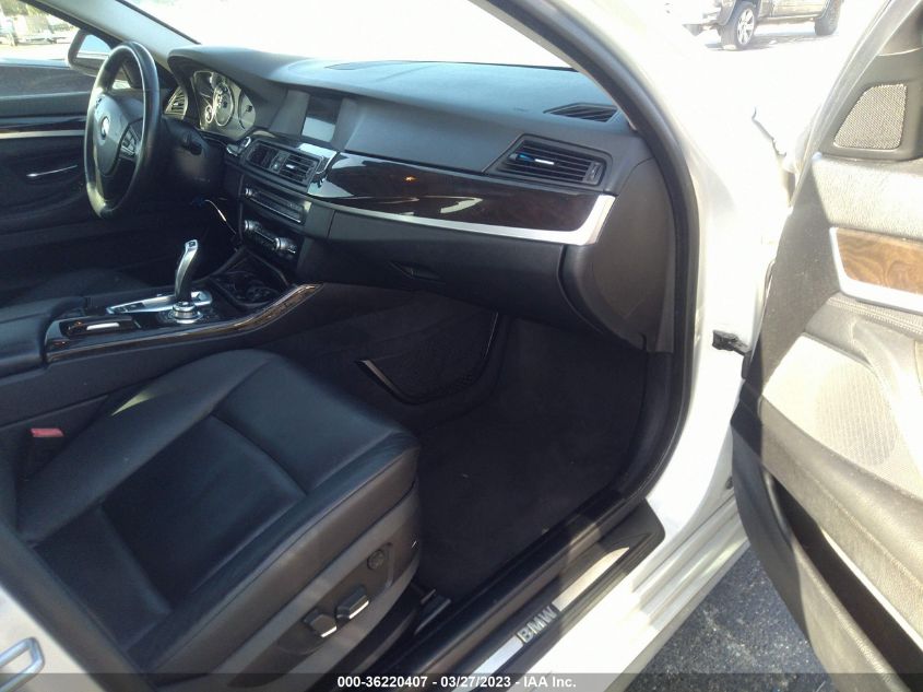 2013 BMW 5 SERIES 528I - WBAXG5C52DDY35835
