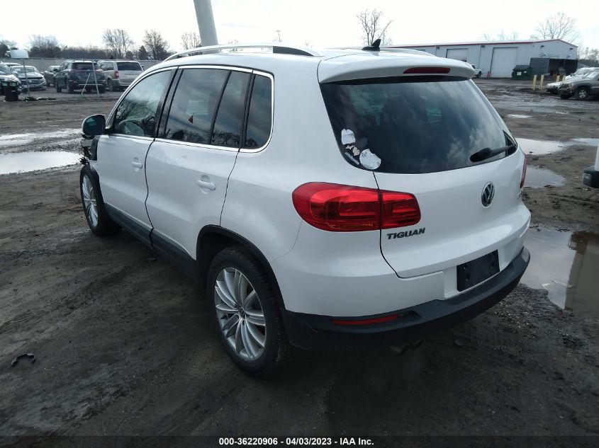 2013 VOLKSWAGEN TIGUAN SE W/SUNROOF & NAV - WVGAV3AX6DW575804