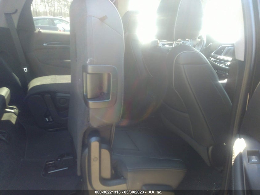 VIN 5GAEVCKW1MJ142093 2021 BUICK ENCLAVE AVENIR