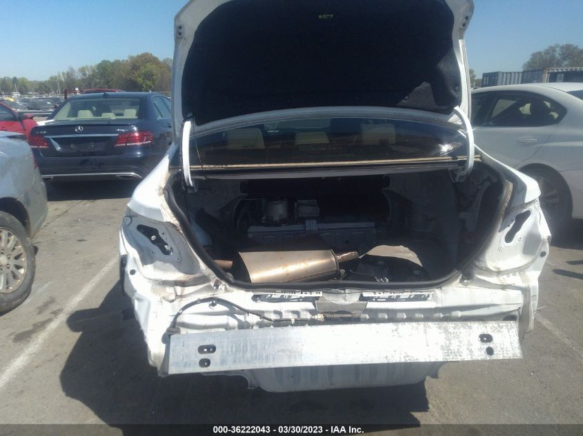 2013 TOYOTA CAMRY HYBRID LE/XLE - 4T1BD1FK6DU095217