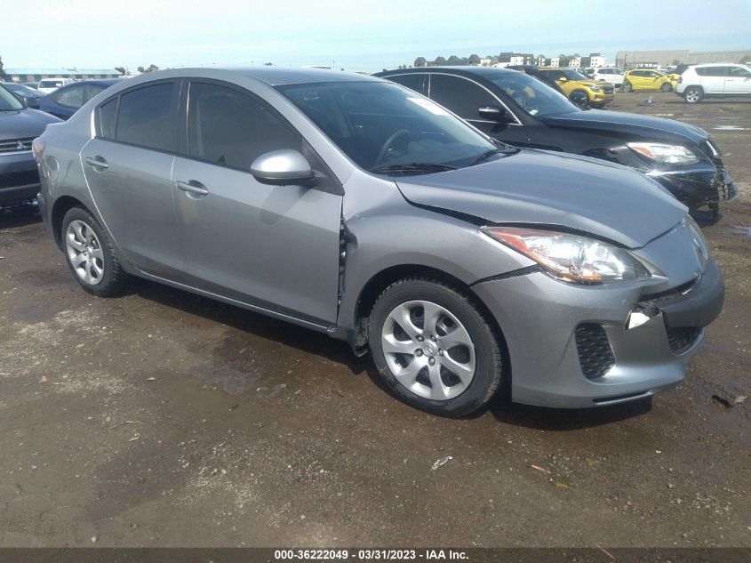 2013 MAZDA MAZDA3 I SV - JM1BL1TF4D1808194