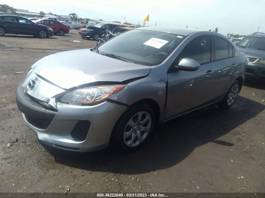 2013 MAZDA MAZDA3 I SV - JM1BL1TF4D1808194