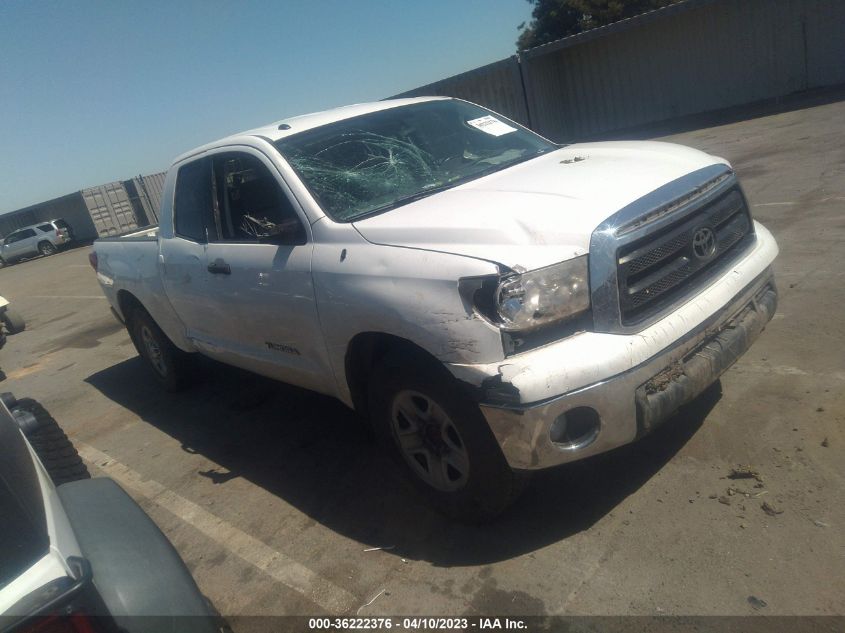 2013 TOYOTA TUNDRA 2WD TRUCK - 5TFRM5F18DX067421