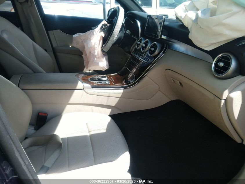 2017 MERCEDES-BENZ GLC GLC 300 - WDC0G4JB3HF243274