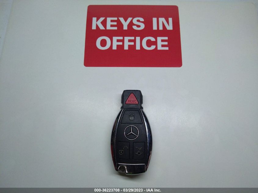2017 MERCEDES-BENZ C-CLASS C 300 - 55SWF4KB6HU198125