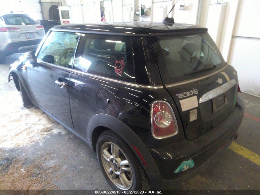 2013 MINI COOPER HARDTOP - WMWSU3C5XDT682571