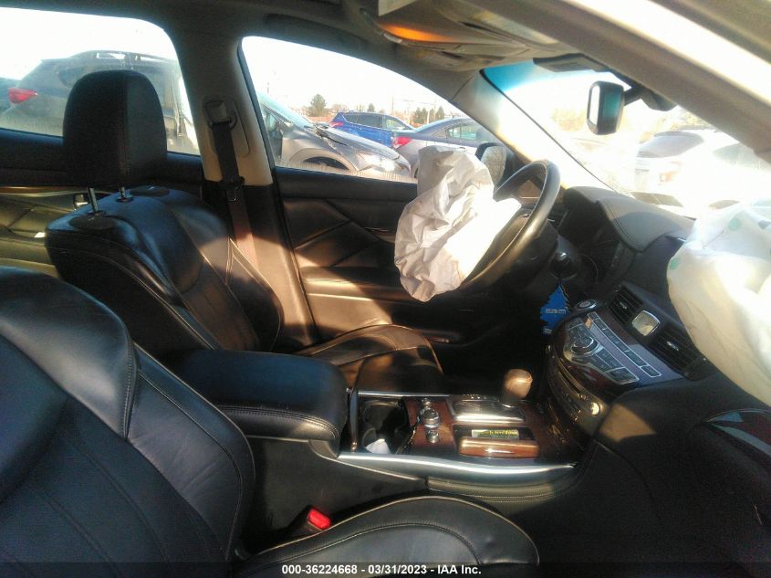 2016 INFINITI Q70L JN1BY1PR3GM720779
