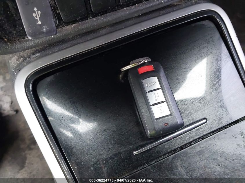 2020 MITSUBISHI OUTLANDER SEL - JA4AD3A31LZ021713