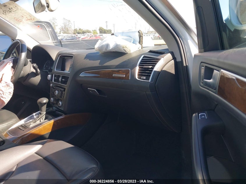 VIN WA1C2AFP3HA001659 2017 AUDI Q5 PREMIUM