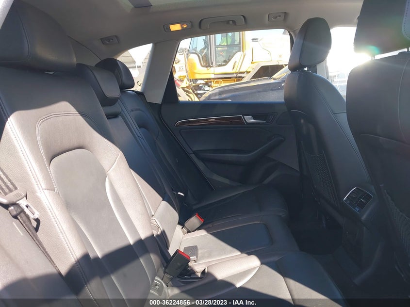 VIN WA1C2AFP3HA001659 2017 AUDI Q5 PREMIUM