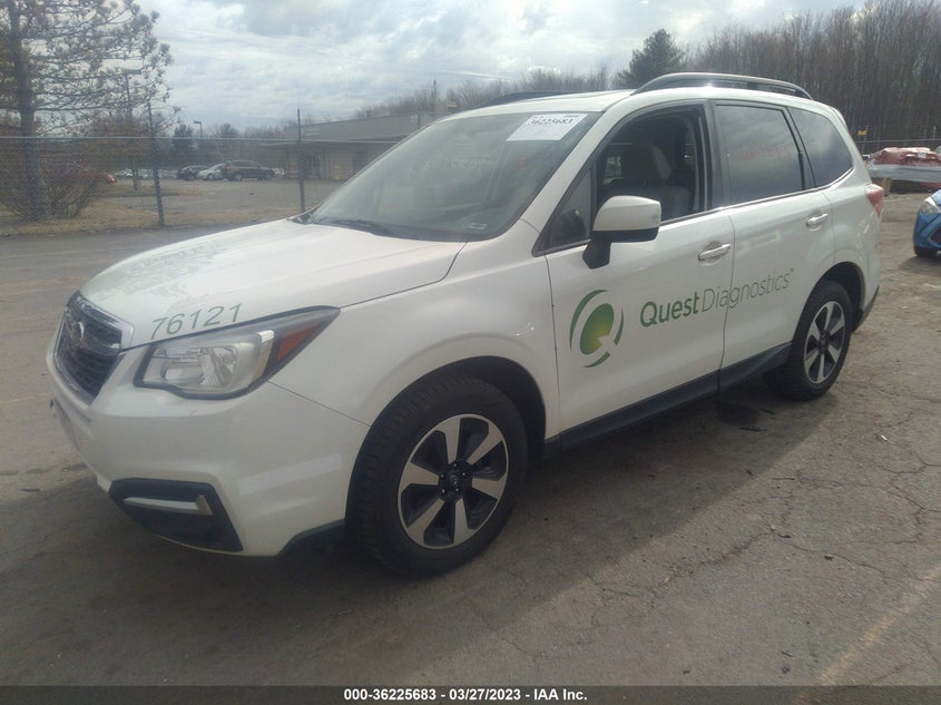 VIN JF2SJAEC5JH440153 2018 SUBARU FORESTER PREMIUM