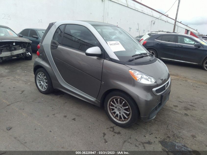 2013 SMART FORTWO PURE/PASSION - WMEEJ3BAXDK600398